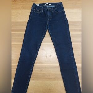 Levi’s 711 Skinny Jeans – Dark Wash, Size 26